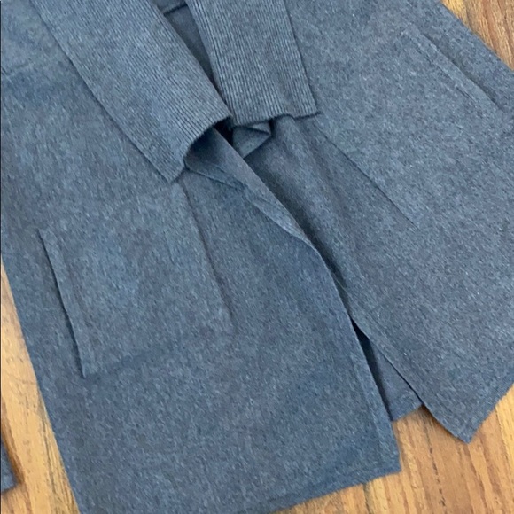 NWT WHBM Gray Fitted Open Front Tunic Cardigan - Picture 2 of 10